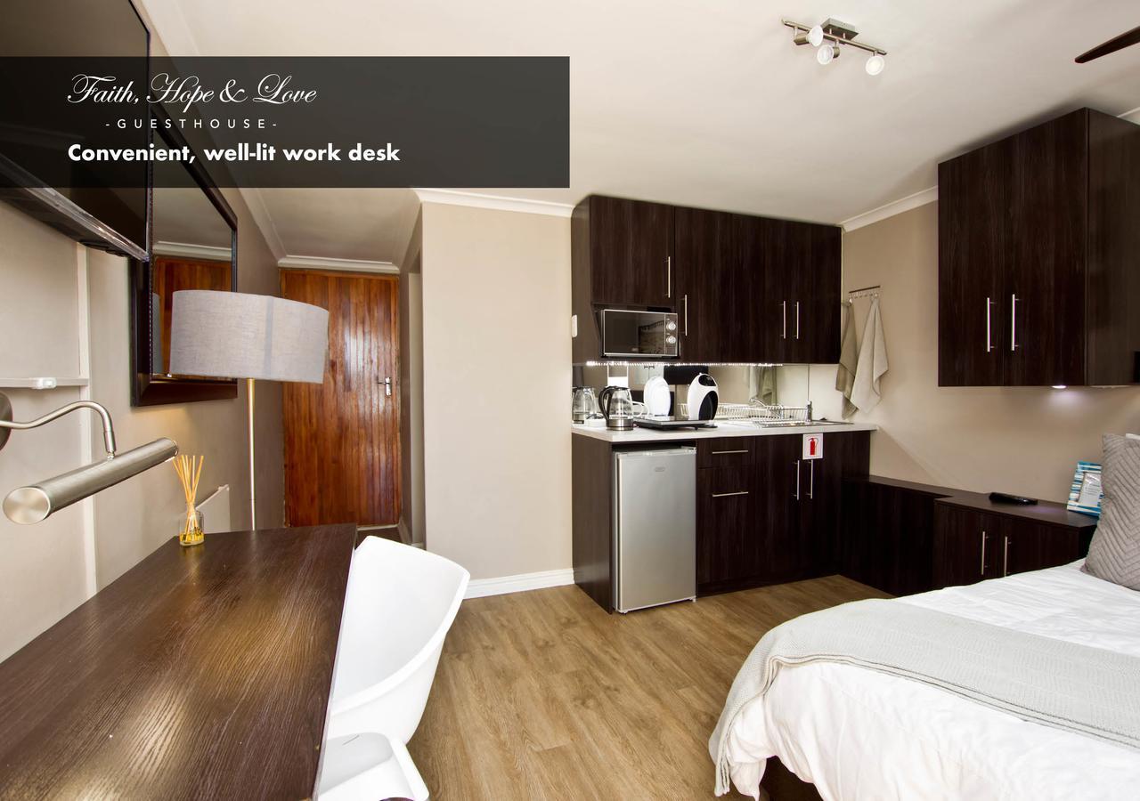 Faith, Hope & Love Self Catering Port Elizabeth Ngoại thất bức ảnh